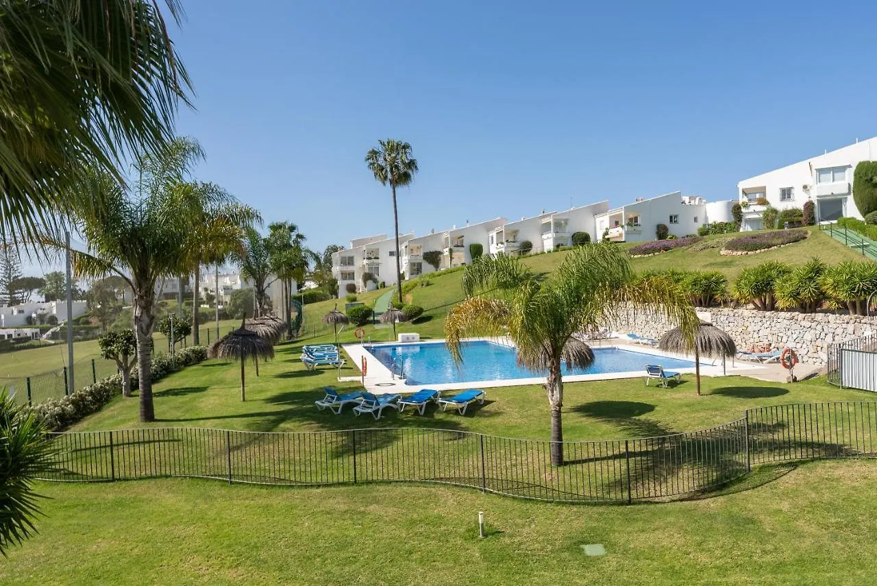 Azahara 1 8B Beautiful Apartment Frontline Golf In Popular Aloha Marbella 0*,  Španělsko
